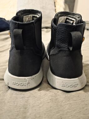 Bogs Men's Black High-Top Sneakers with White Soles